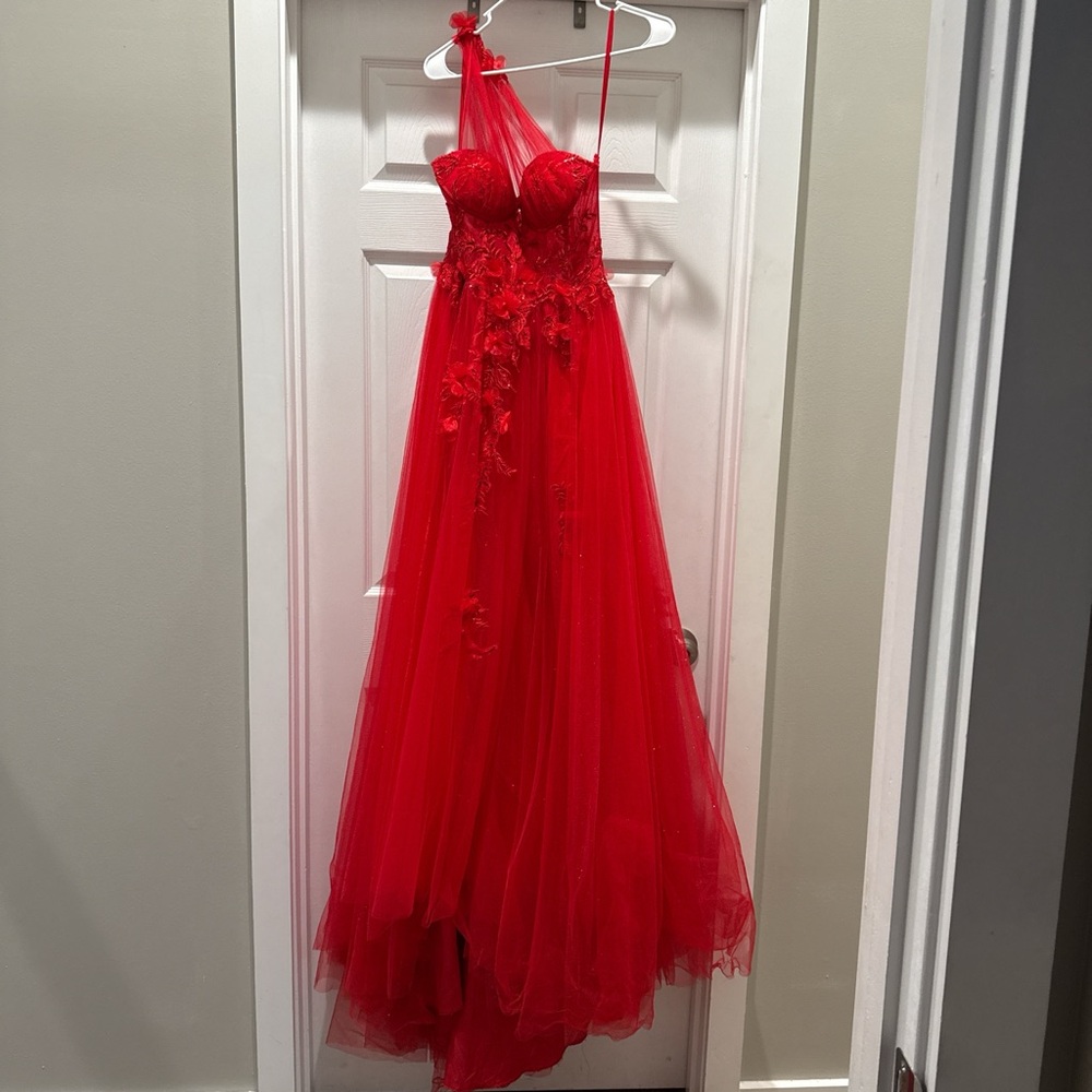 Elegant Red Evening Gown